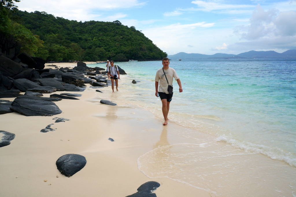 Sibersers explore gorgeous Thai beaches Sibersers explore gorgeous Thai beaches